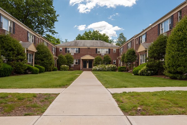 Lincoln Gardens