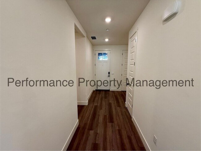 Photo - Gorgeous 4 Bed/2 Bath SW Bakersfield Home ...
