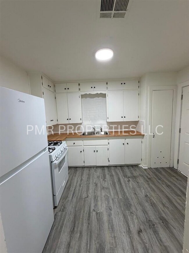 Photo - 2 Bedroom /1 Bathroom- House