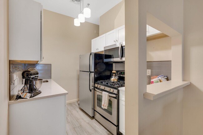 Photo - 1110 Clinton St Unit 8