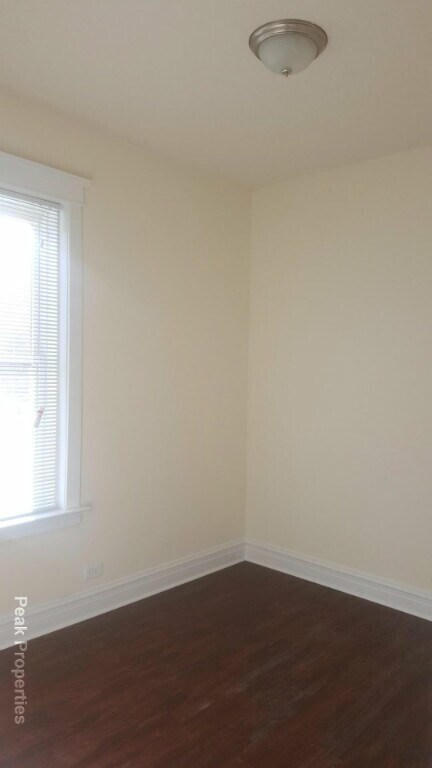 Photo - 3801 N Bernard St Unidad 3AH