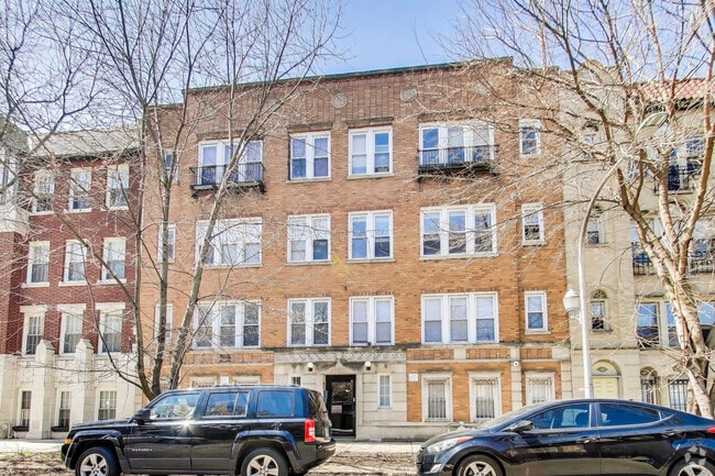 Building Photo - 6812 N Wayne Ave Unit 2E Rental