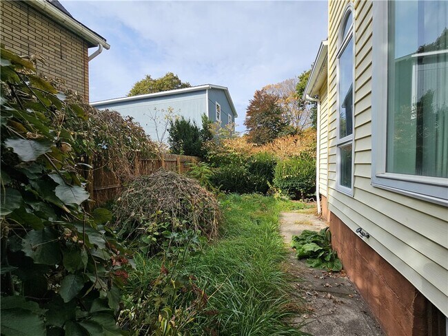 Photo - 54 Bemis Ave
