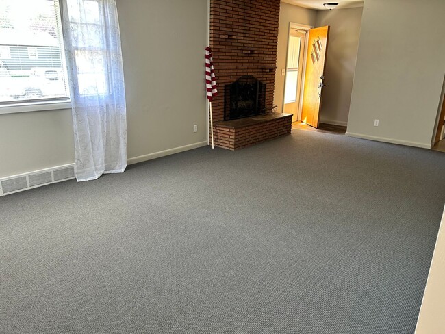 Photo - Adorable midtown 4 BR home!