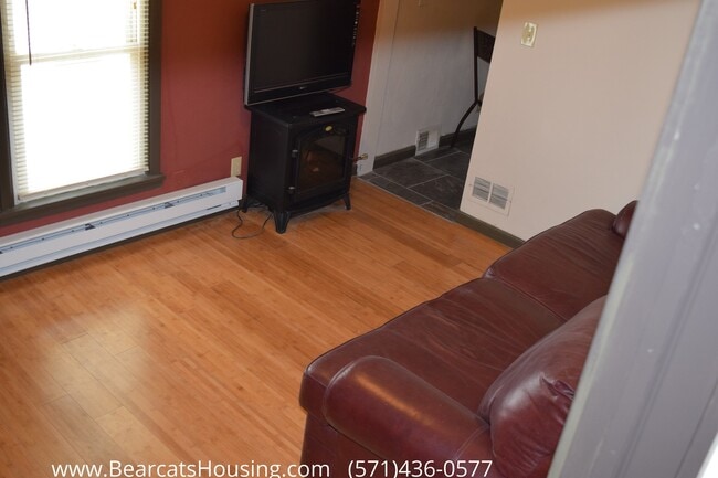 Photo - 100 Walnut St Unit 2-L