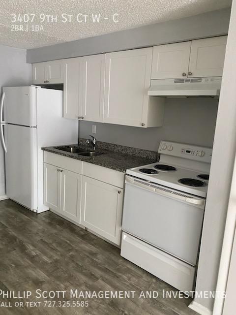 Photo - Welcome to The Hudson Point Apartments Unidad C