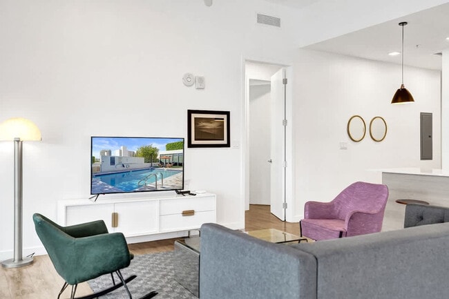 Photo - 1220 17th St Unidad SI ID1504109P