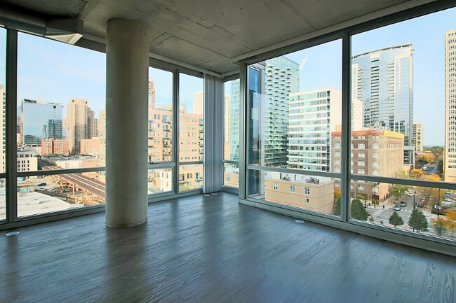 Photo - 1398 S State St