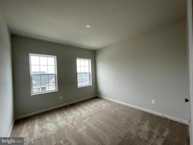 Photo - 200 Norland Knoll Dr