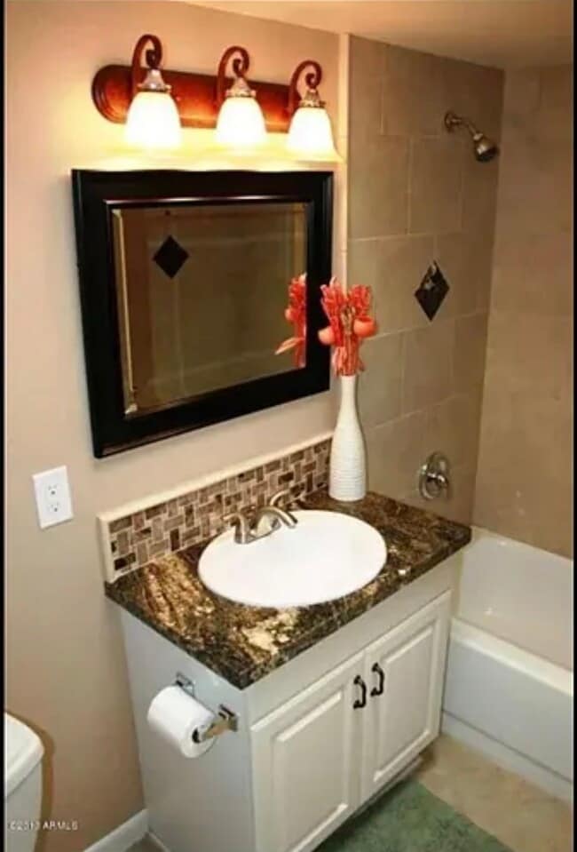 Photo - 2446 E 5th Pl