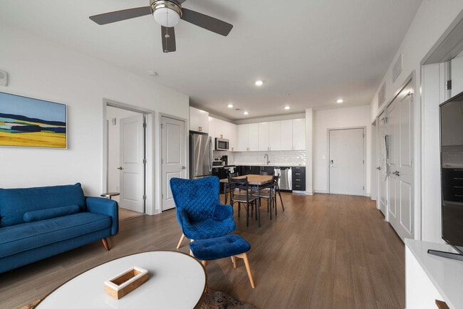 Photo - 633 E Main St Unidad ID1031623P