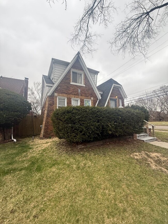 Photo - 12847 Maiden St Unit 1 (Lower)