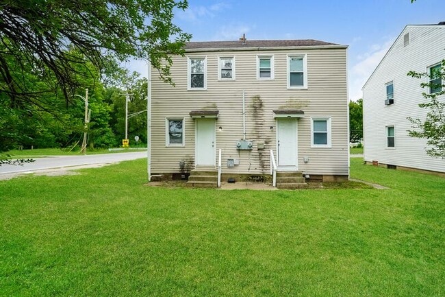 Photo - 1732-1734-1734 E Whittier St