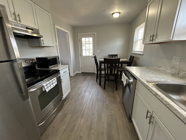 Photo - 3516 Garden City Blvd SE