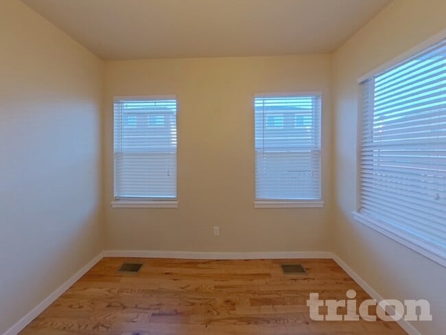 Photo - 2482 Ellingwood Dr