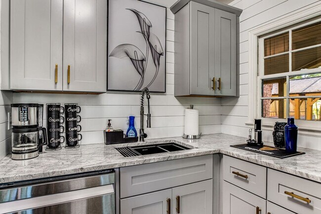 521 Allen Rd NE Unit SI ID1523266P