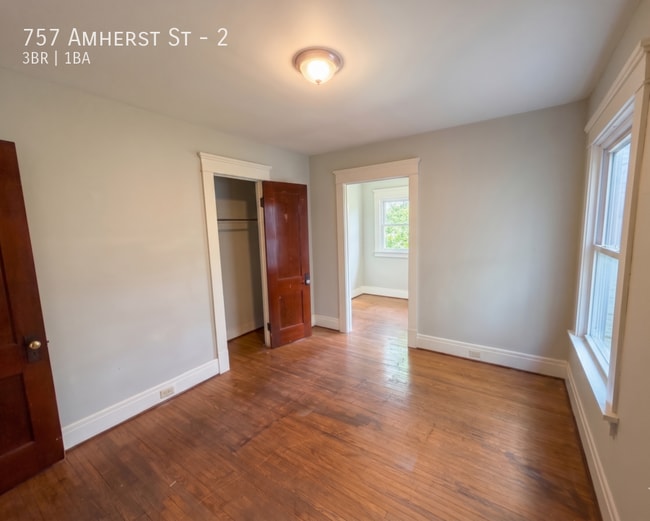 Photo - 757 Amherst St Unit 2