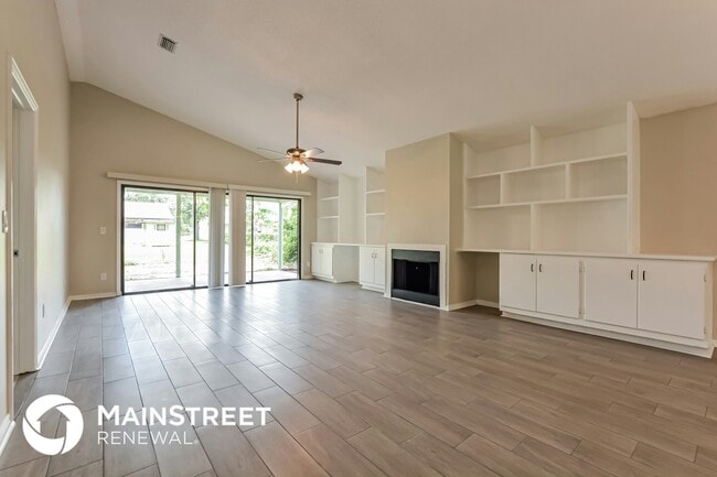 Photo - 969 Belleflower Dr