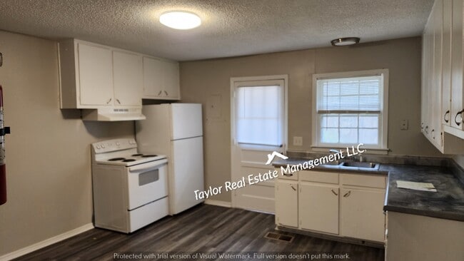 Photo - 109 Doris Ln