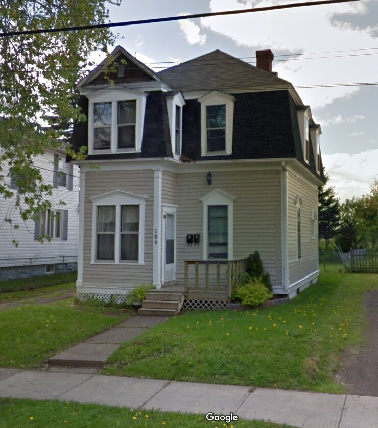 Photo - 186 Dominion St