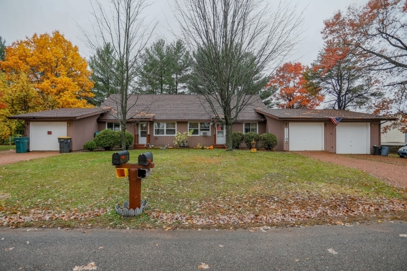 Photo - 1705 Rossenbach Ave