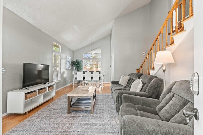 6591 Enchanted Valley Dr Unit SI ID1228274P