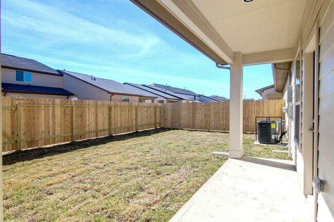 Photo - 12338 Roy Mix Bohn Lane