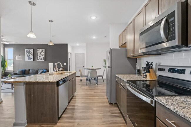 Photo - 19310 Carsen Grace Ct Unidad FL3-ID1094290P