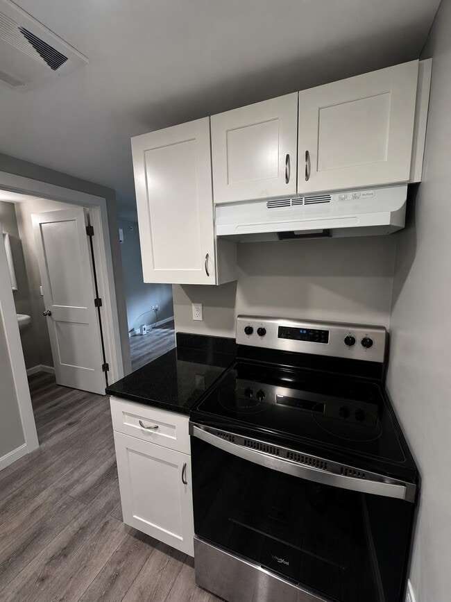 Photo - 24 Monarch Wy Unit 203