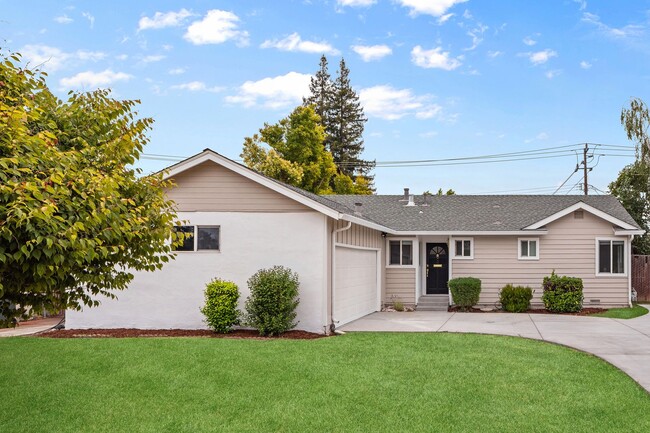 Building Photo - Beautiful remodeled 3 bed 2 bath home in Cupertino. Top Rated Schools. Must see!