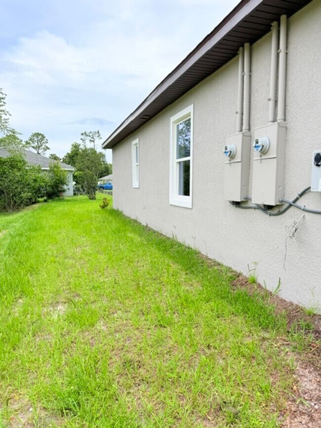 Photo - 16 Slumberland Path Unit B