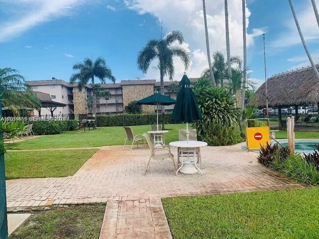 Photo - 2461 SW 82nd Ave Unit 306