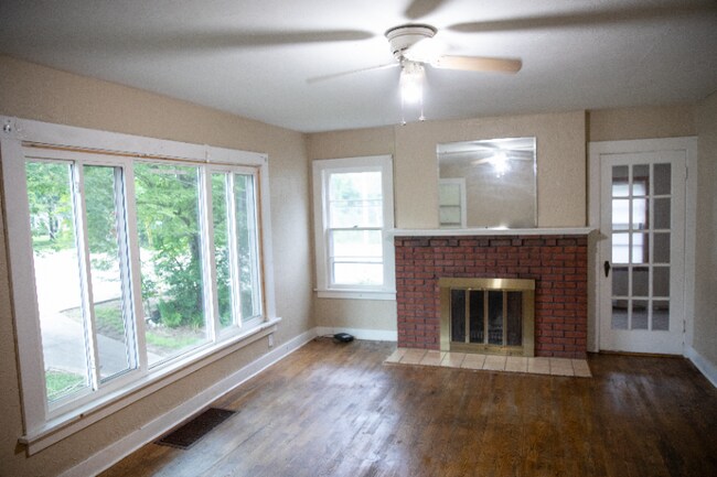 Photo - 820 Illinois Ave