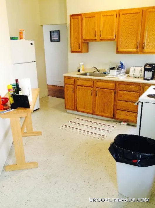 Photo - 1595 Beacon St Unit 6