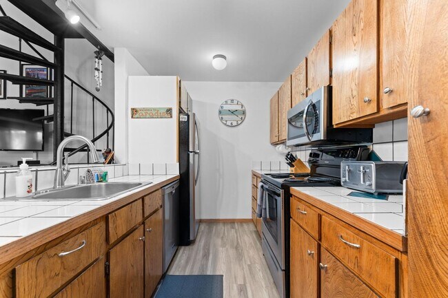 Photo - SKI LEASE:  Townhome near Northstar, Sleep...