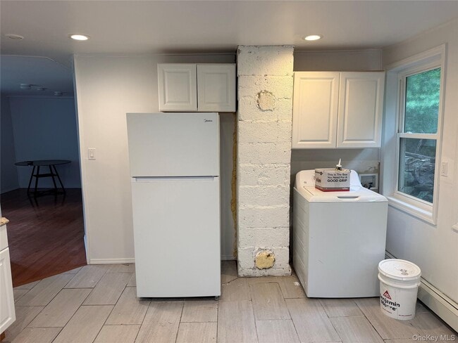 Photo - 14 Maple St
