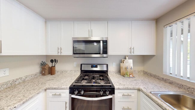 Building Photo - Southridge Rental