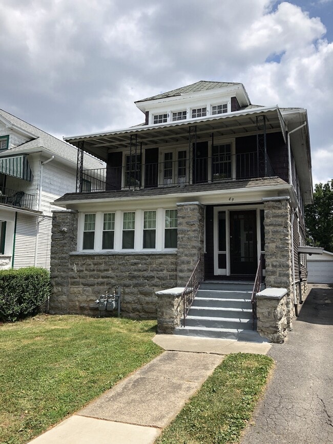 Building Photo - 49 Crestwood Ave Unit Lower Rental