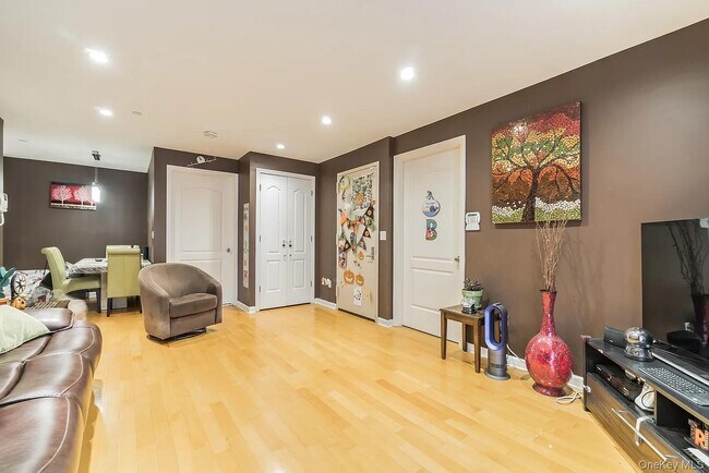 Photo - 3360 Shore Pkwy Unit 0