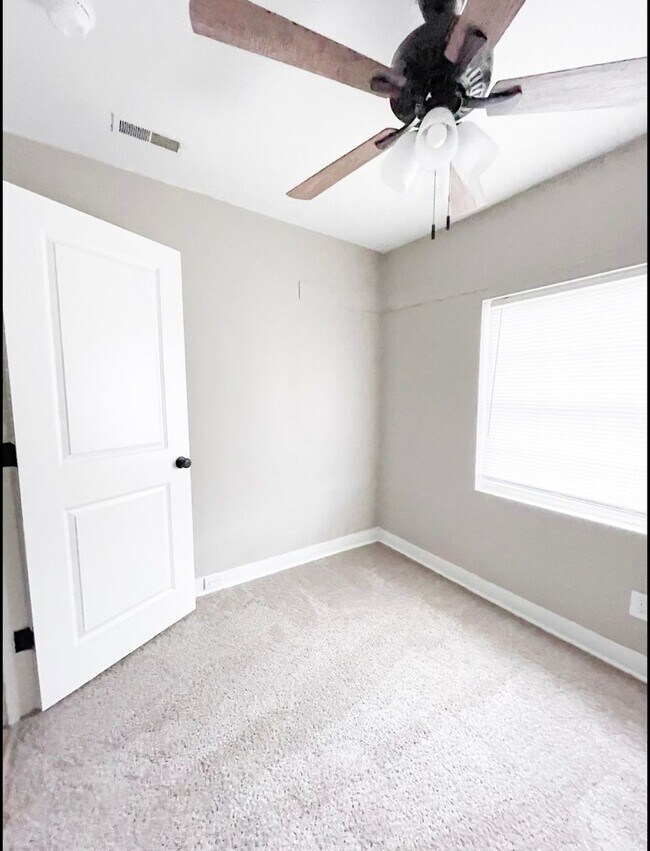 Photo - Updated 3 bedroom, 1 bathroom home close to Downtown Columbia