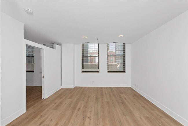 Photo - 680 S Federal St Unit 506