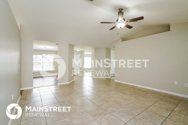 Photo - 2920 NE 3rd Ave