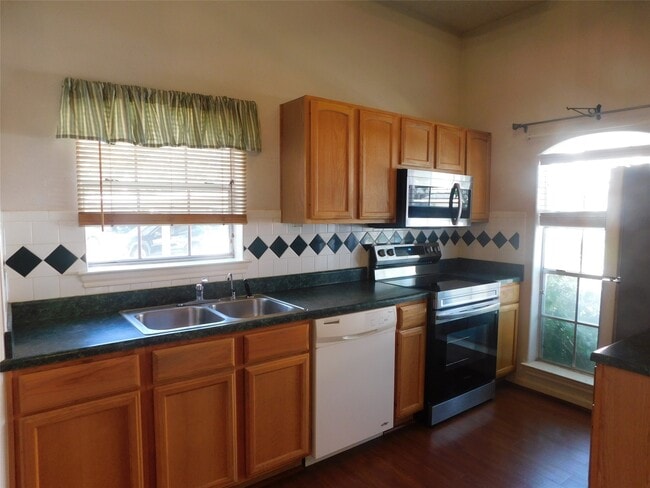 Photo - 2710 Grants Lake Blvd Unit G3