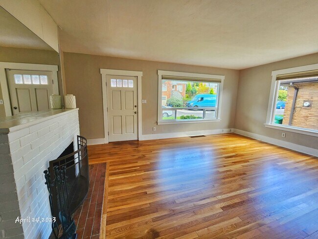 Photo - Charming 4 bed 1.75 Bath Home in Ravenna