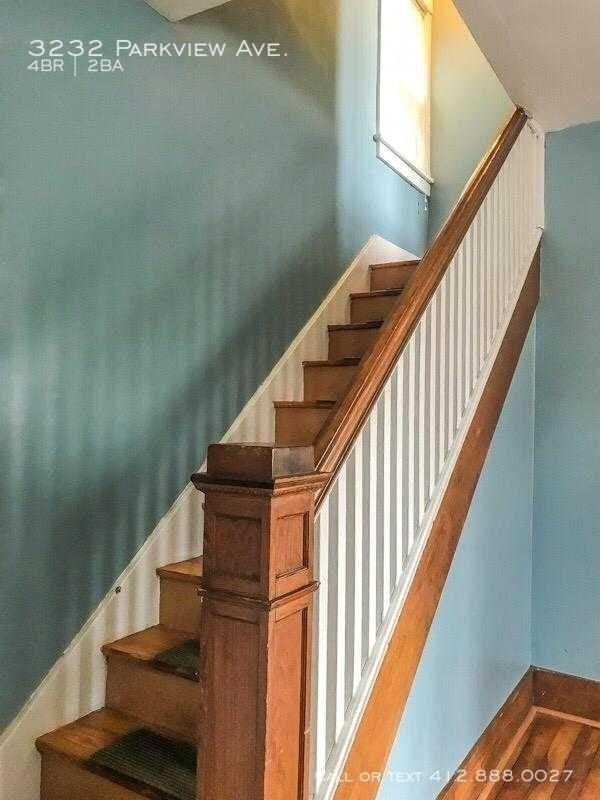 Photo - 3232 Parkview Ave