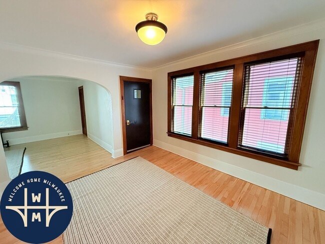 Photo - 2333 N Cramer St Unit Upper