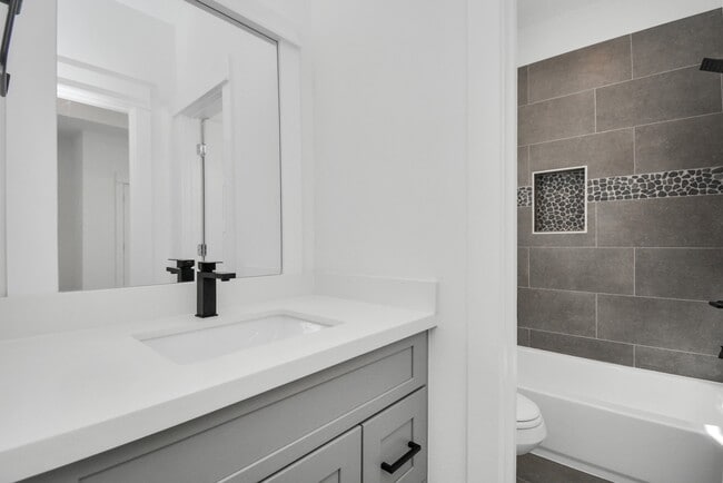 Photo - 778 W Tidwell Rd