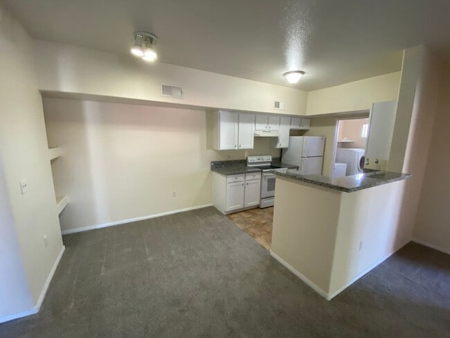 2615 W Gary Ave Unit Gary Ave #2033 Bldg 9