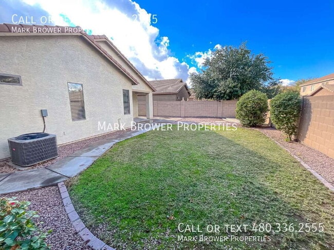 Photo - 4450 E Oxford Ln