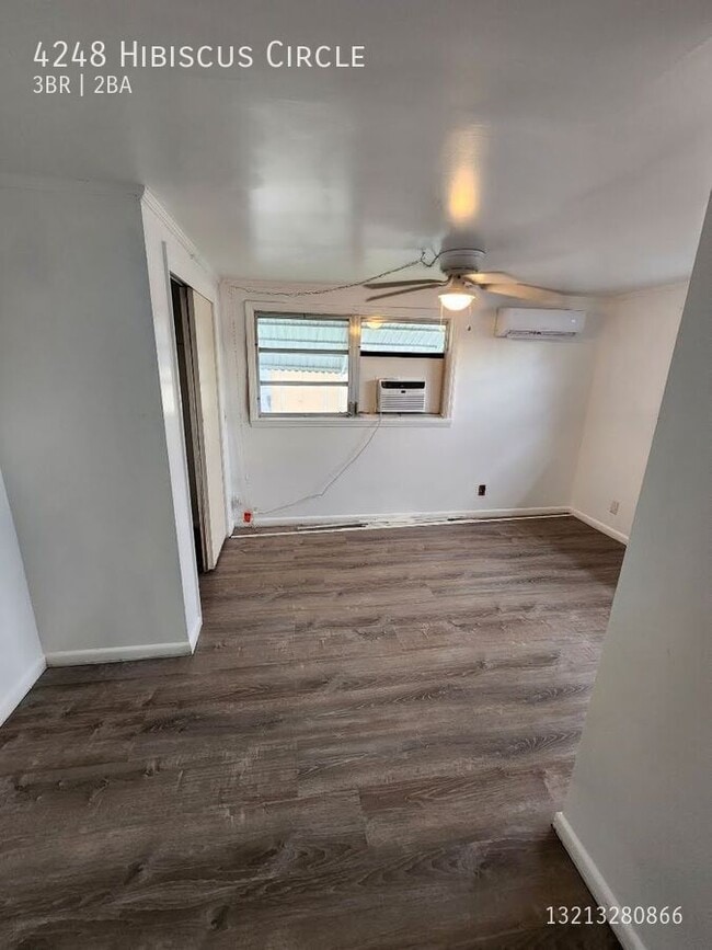 Photo - 4248 Hibiscus Cir